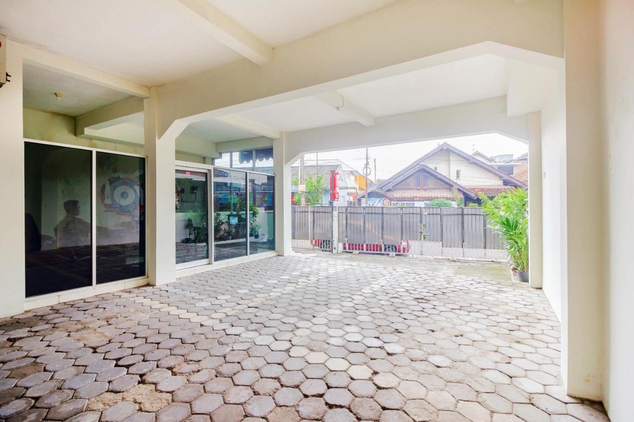 Oyo 3083 D Kost 3 Syariah Hotel Yogyakarta Kültér fotó